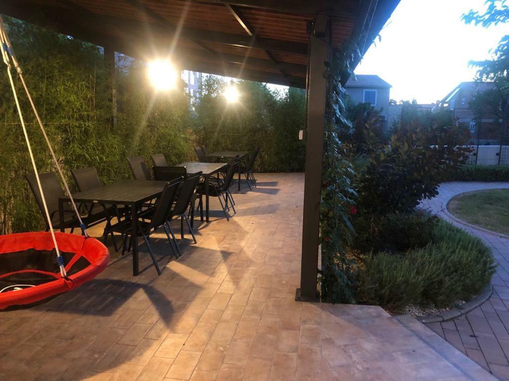 Villa Anja 1St Floor ペロイ エクステリア 写真
